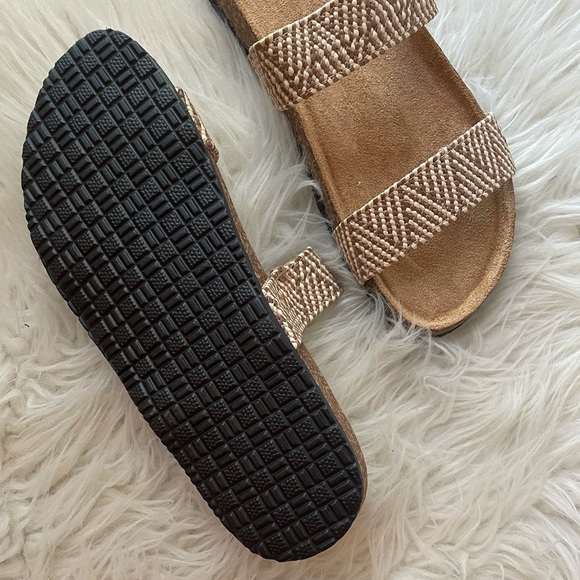 Beige Aztec Tribal Woven Banded Footbed Sandals - Picture 12 of 16